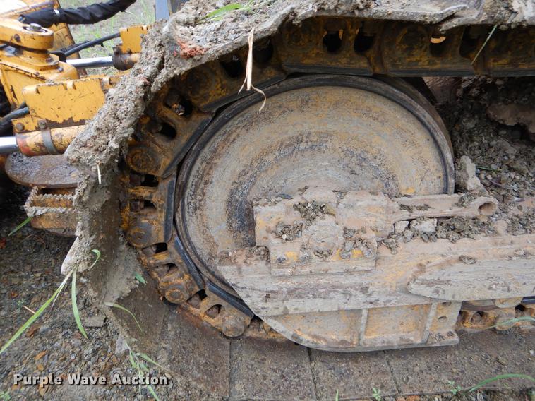 image for item EK9508 2007 John Deere 650J dozer