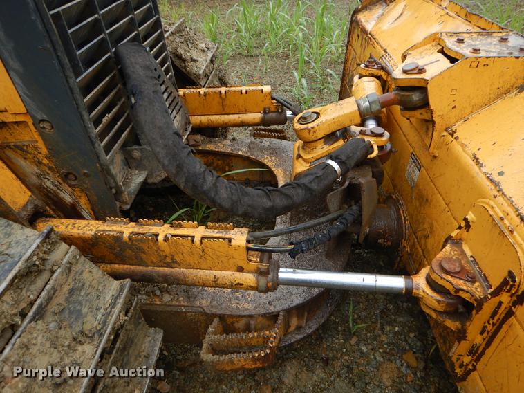 image for item EK9508 2007 John Deere 650J dozer