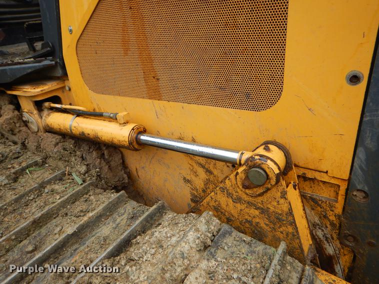 image for item EK9508 2007 John Deere 650J dozer