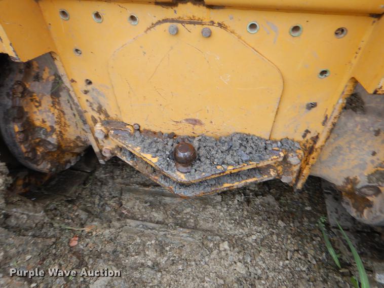 image for item EK9508 2007 John Deere 650J dozer