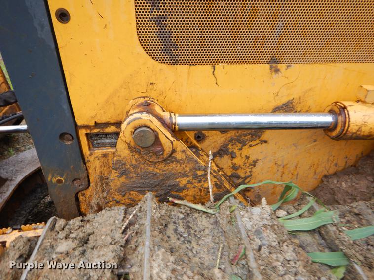 image for item EK9508 2007 John Deere 650J dozer