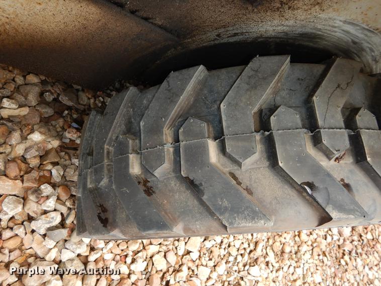 image for item EM9554 Bobcat 540 skid steer