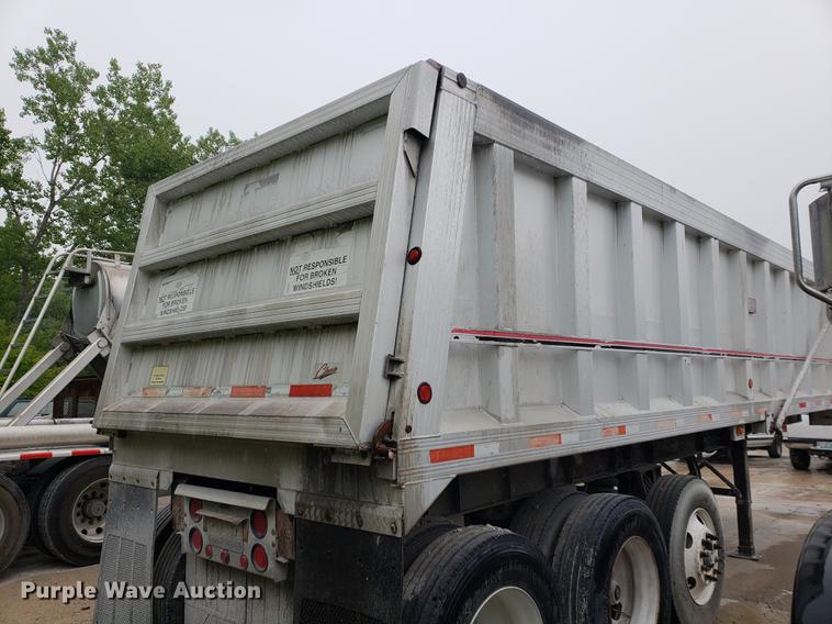 image for item EP9456 2002 Travis end dump trailer