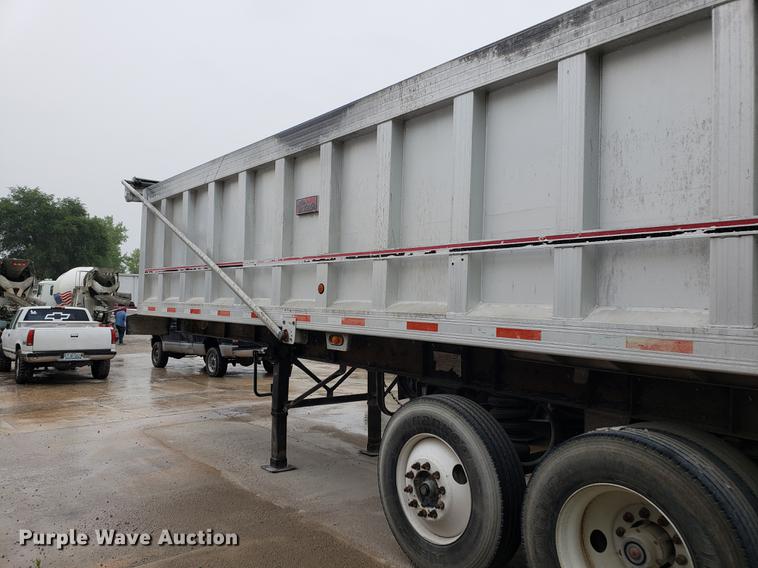 image for item EP9456 2002 Travis end dump trailer