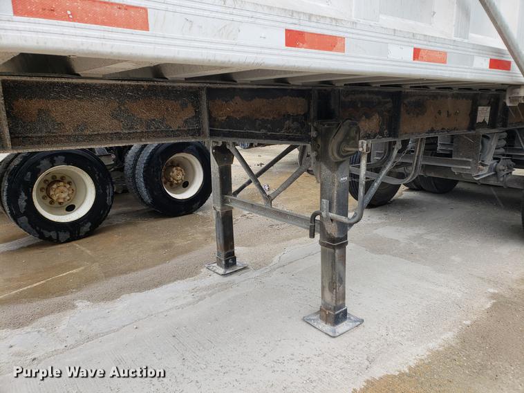image for item EP9456 2002 Travis end dump trailer