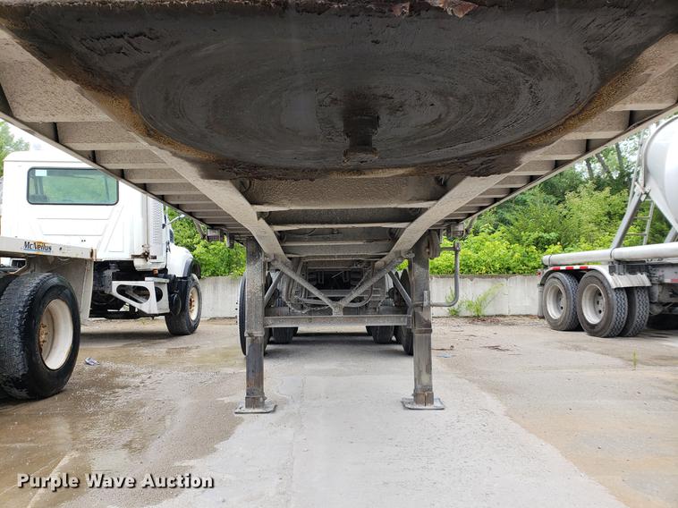 image for item EP9456 2002 Travis end dump trailer