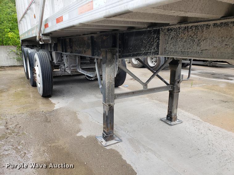 image for item EP9456 2002 Travis end dump trailer