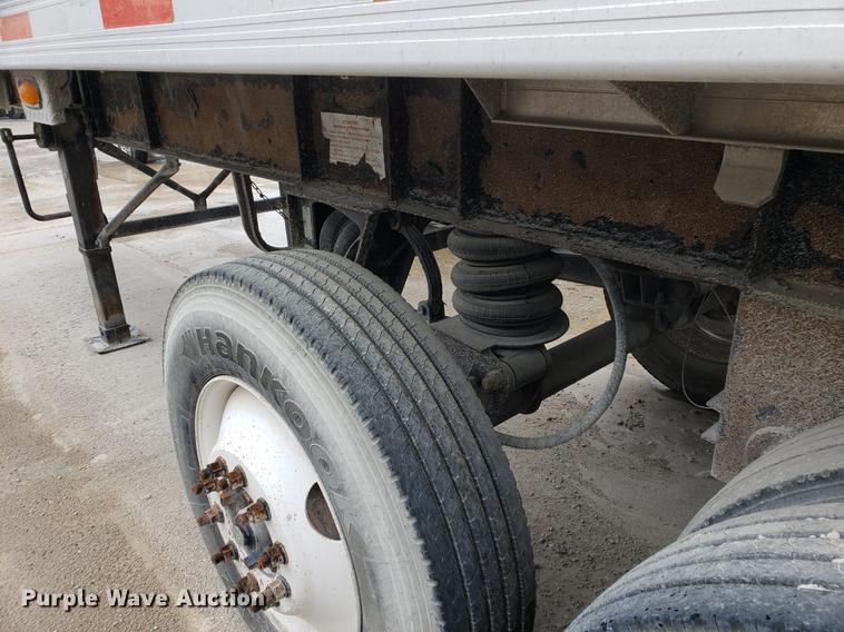 image for item EP9456 2002 Travis end dump trailer
