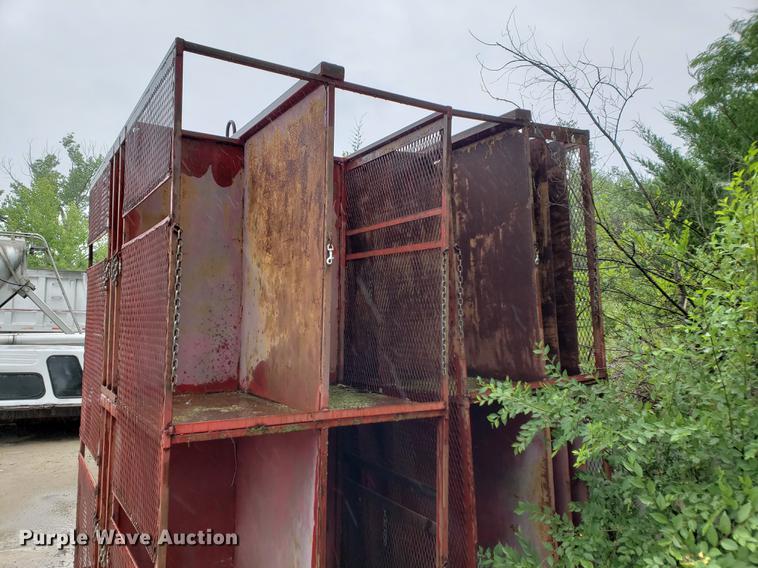 image for item EP9458 Approximately 10 concrete form baskets