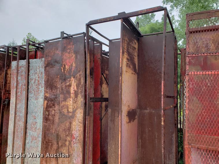 image for item EP9458 Approximately 10 concrete form baskets