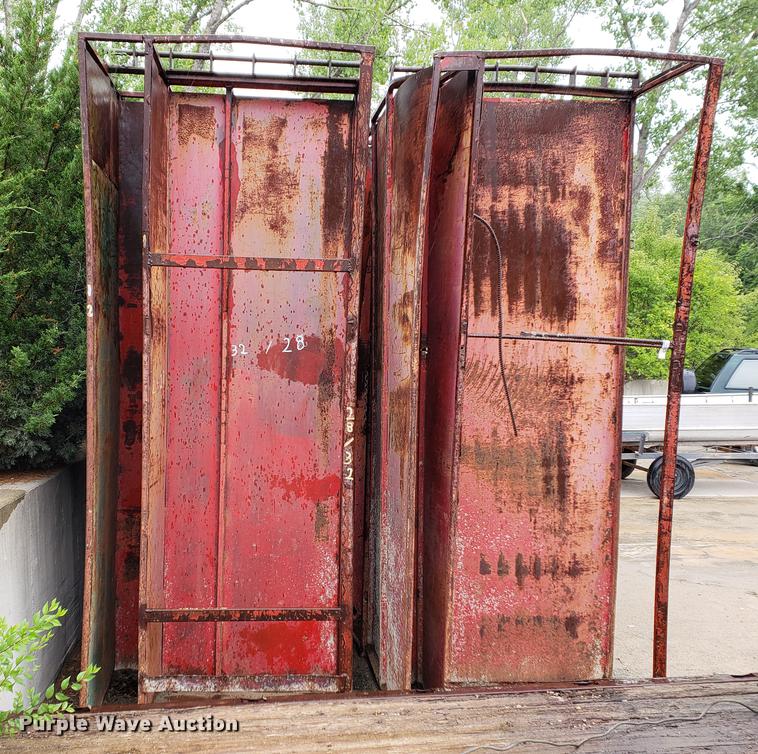 Approximately 10 concrete form baskets in Platte City, MO Item EP9458