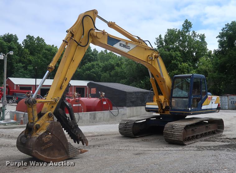 image for item EP9468 1994 Kobelco SK200LC excavator