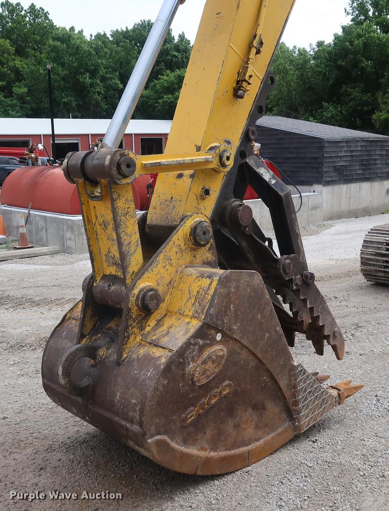 image for item EP9468 1994 Kobelco SK200LC excavator