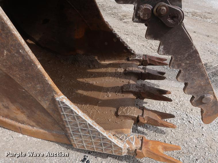 image for item EP9468 1994 Kobelco SK200LC excavator