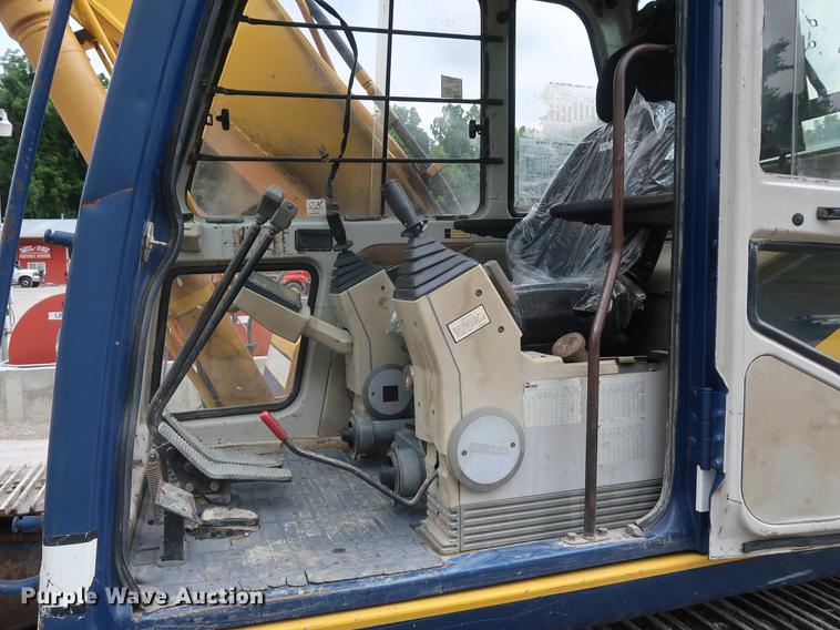image for item EP9468 1994 Kobelco SK200LC excavator