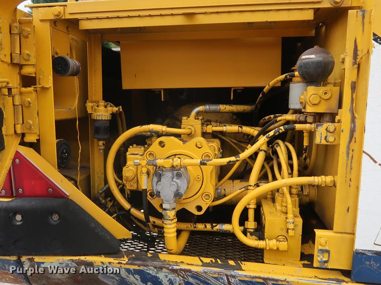 image for item EP9468 1994 Kobelco SK200LC excavator