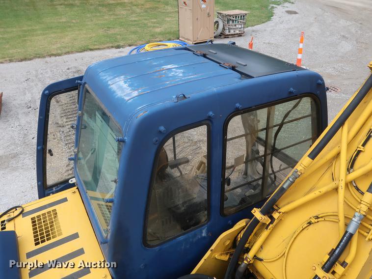 image for item EP9468 1994 Kobelco SK200LC excavator