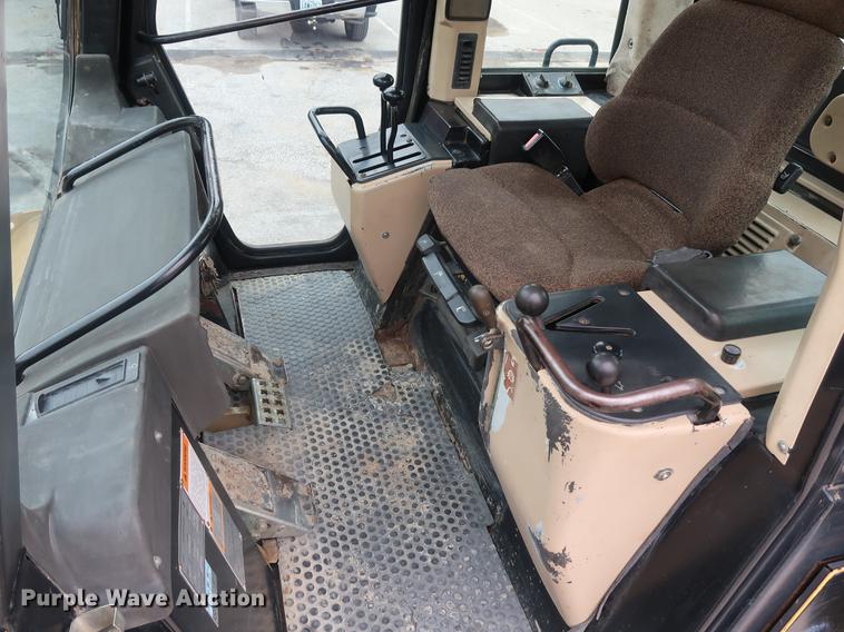 image for item EP9470 1997 Caterpillar 953C track loader