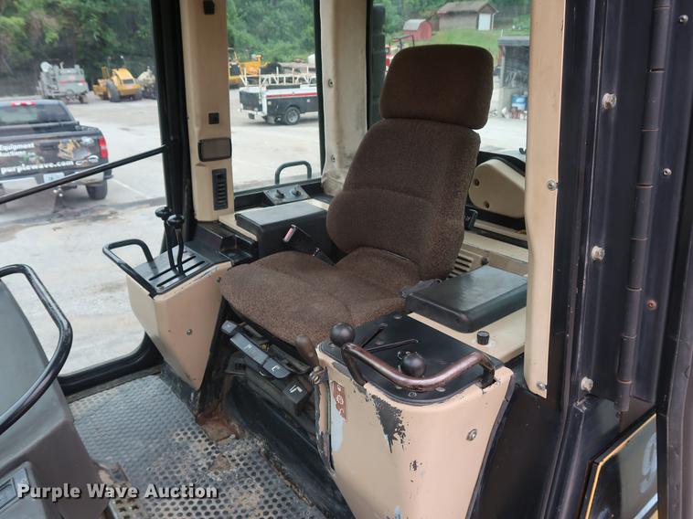 image for item EP9470 1997 Caterpillar 953C track loader