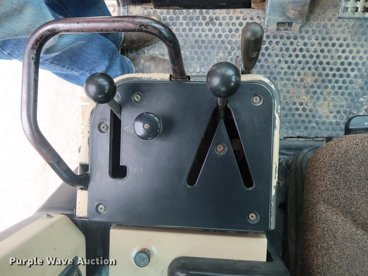 image for item EP9470 1997 Caterpillar 953C track loader