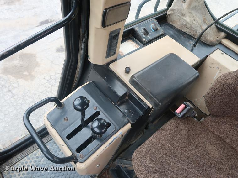 image for item EP9470 1997 Caterpillar 953C track loader