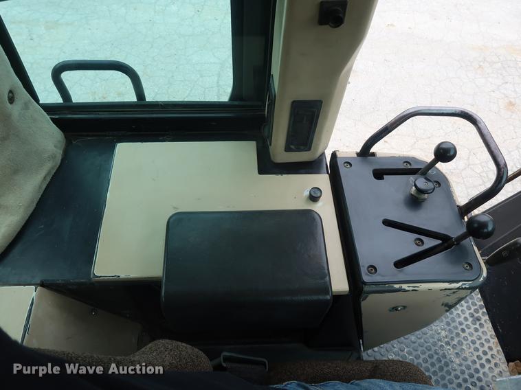 image for item EP9470 1997 Caterpillar 953C track loader