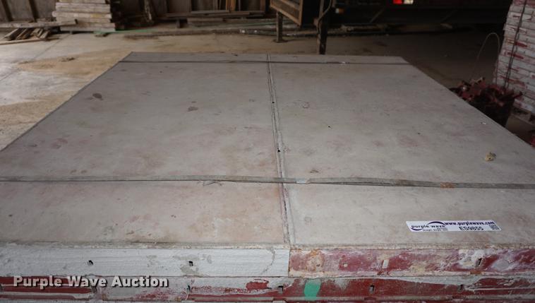image for item ES9855 Simons concrete forms