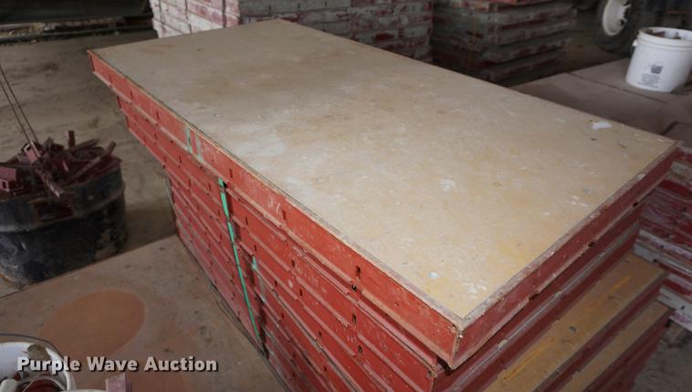 image for item ES9855 Simons concrete forms