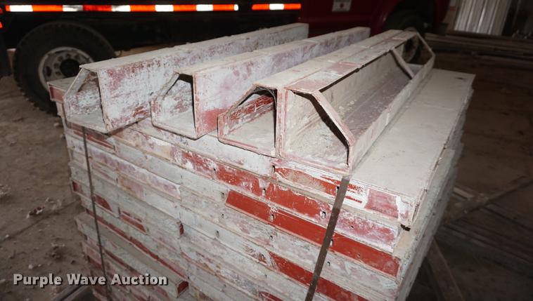 image for item ES9855 Simons concrete forms