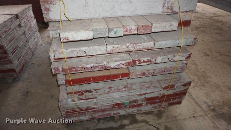 image for item ES9855 Simons concrete forms