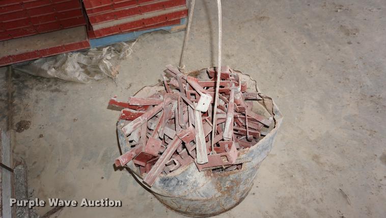 image for item ES9855 Simons concrete forms