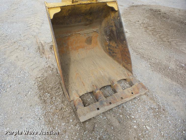 image for item J8501 1998 Caterpillar 322B L long reach excavator