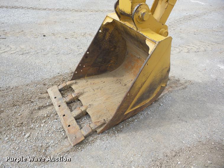 image for item J8501 1998 Caterpillar 322B L long reach excavator