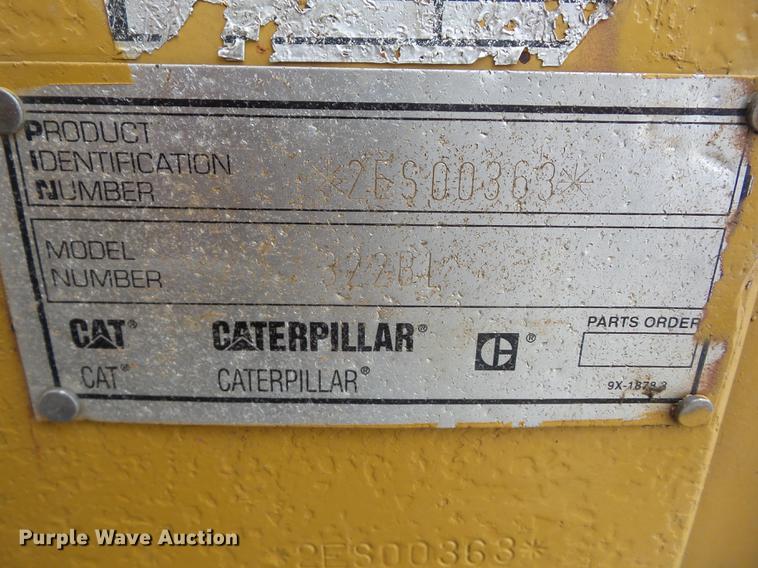 image for item J8501 1998 Caterpillar 322B L long reach excavator