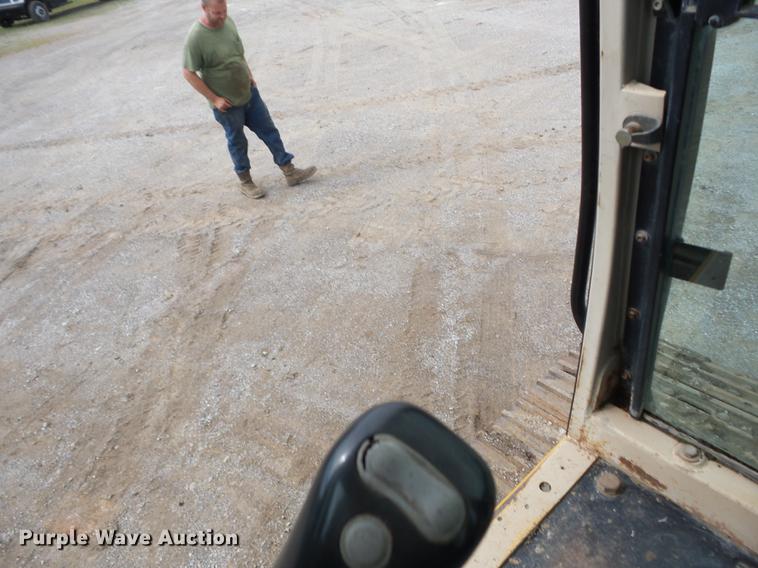 image for item J8501 1998 Caterpillar 322B L long reach excavator