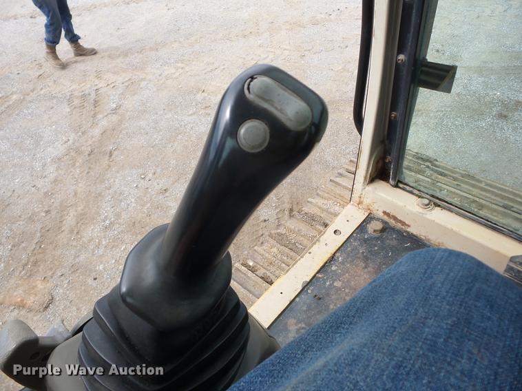 image for item J8501 1998 Caterpillar 322B L long reach excavator