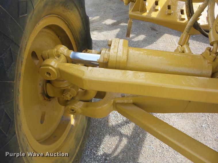 image for item J8502 1969 Caterpillar 12F rigid frame motor grader