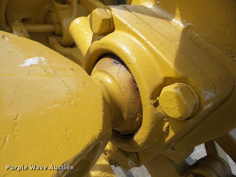 image for item J8502 1969 Caterpillar 12F rigid frame motor grader