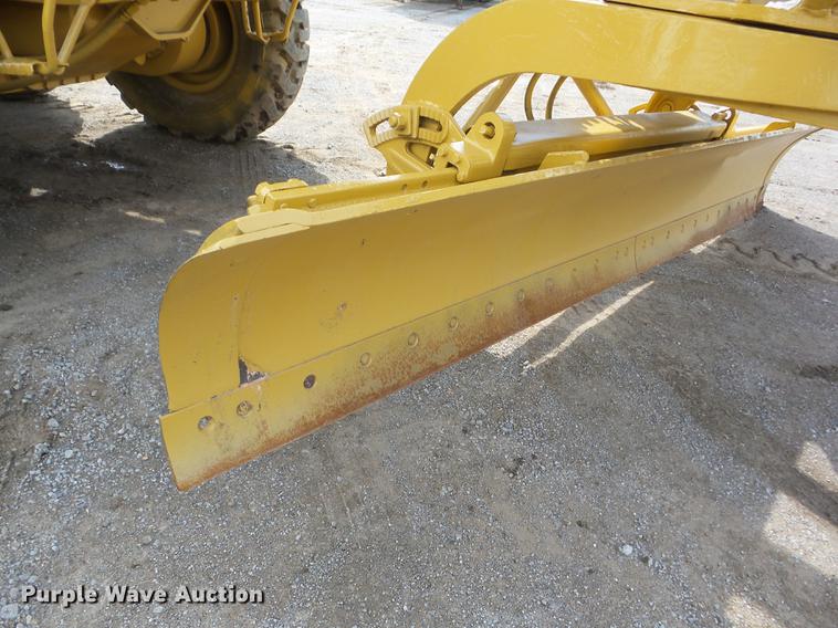 image for item J8502 1969 Caterpillar 12F rigid frame motor grader
