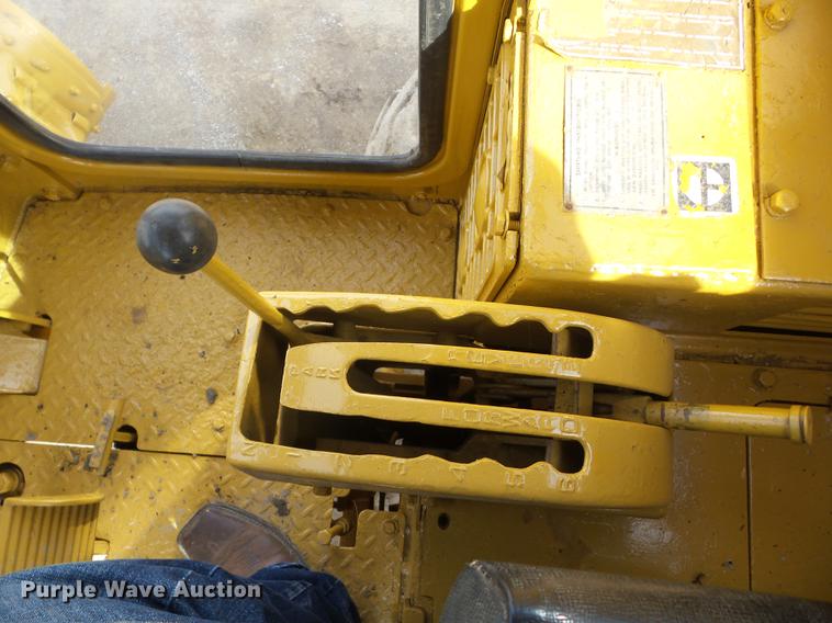 image for item J8502 1969 Caterpillar 12F rigid frame motor grader