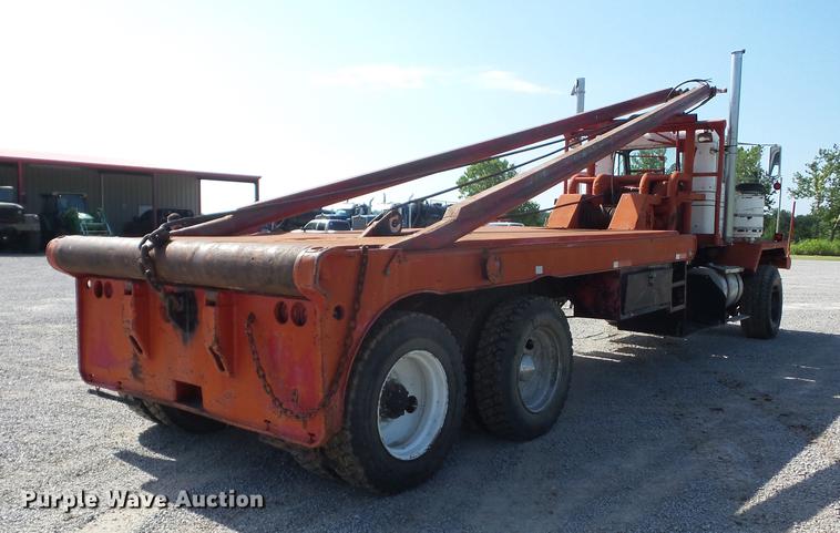 image for item K6271 1981 Kenworth flatbed winch truck