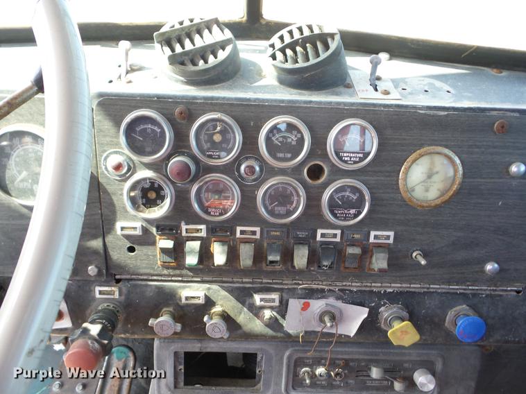 image for item K6271 1981 Kenworth flatbed winch truck