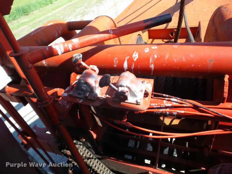 image for item K6271 1981 Kenworth flatbed winch truck