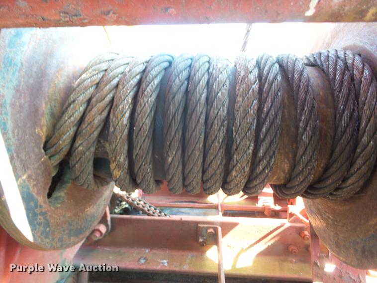 image for item K6271 1981 Kenworth flatbed winch truck