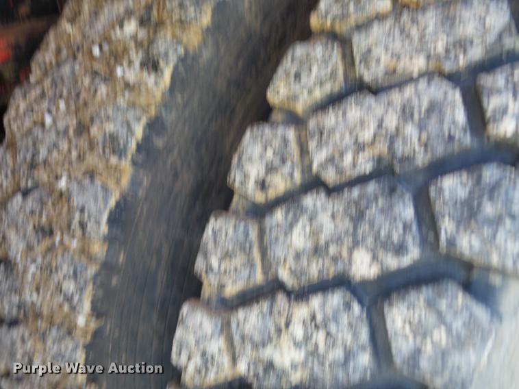 image for item K6271 1981 Kenworth flatbed winch truck