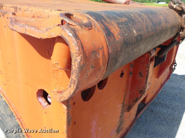 image for item K6271 1981 Kenworth flatbed winch truck