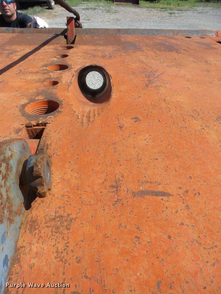 image for item K6271 1981 Kenworth flatbed winch truck