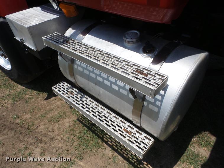 image for item K6272 2004 Mack CV713 Granite dump truck