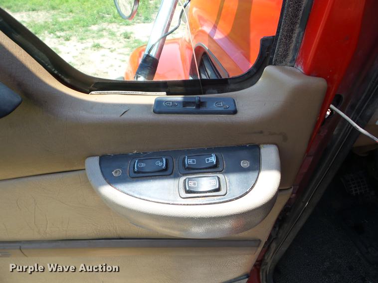 image for item K6272 2004 Mack CV713 Granite dump truck