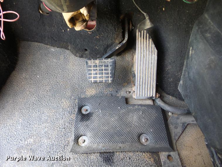 image for item K6272 2004 Mack CV713 Granite dump truck